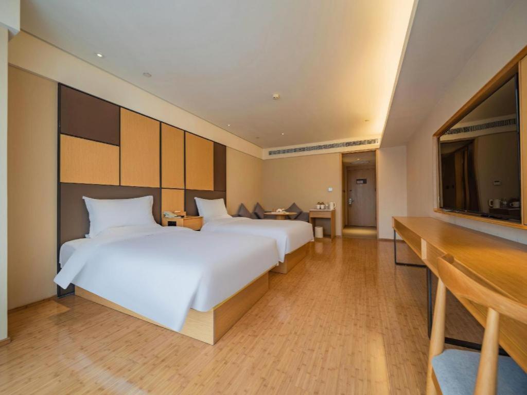 Ji Hotel Chengdu Global Center Bagian luar foto